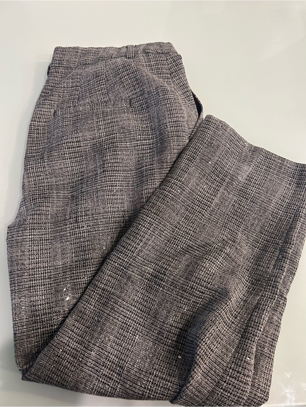 Express grey and black editor with sparkle